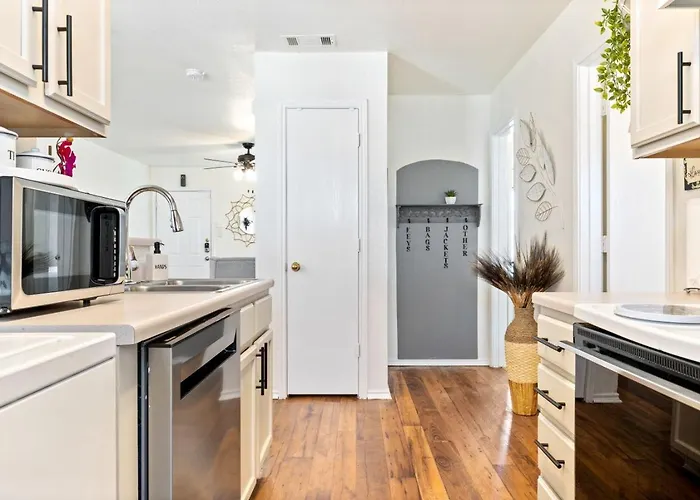Zroyal 2br Near Cavazos - Ideal For Tdy, Travel Nurses, Contractors & Extended *